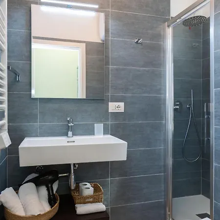 Apartamento Dacla Hosting T6 *