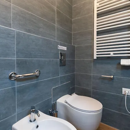Apartamento Dacla Hosting T6 Milão